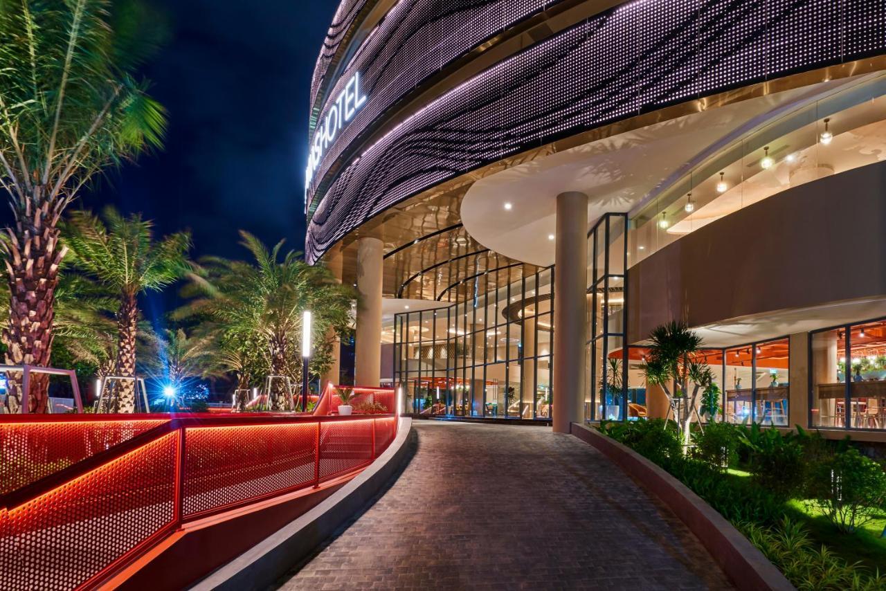 Vias Hotel Vung Tau - Transportation Included Bagian luar foto The entrance of the mall