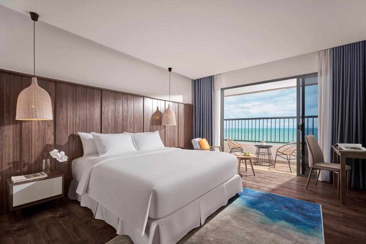 Vias Hotel Vung Tau - Transportation Included Bagian luar foto Deluxe Ocean View